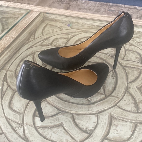 Women’s pumps - Picture 3 of 4